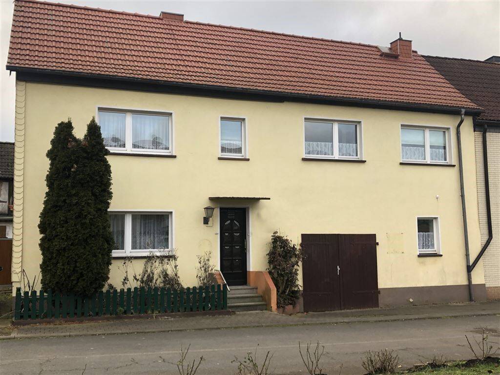 Doppelhaushälfte zum Kauf 58.000 € 4 Zimmer 85 m²<br/>Wohnfläche 150 m²<br/>Grundstück Bennungen Bennungen 06536