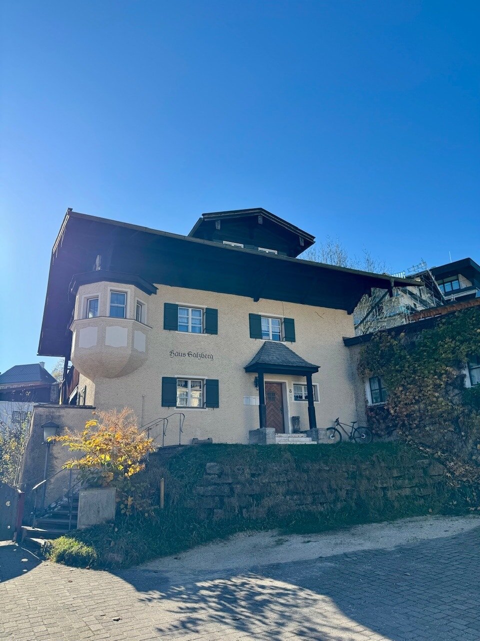 Einfamilienhaus zum Kauf 609.000 € 9 Zimmer 275 m²<br/>Wohnfläche 343 m²<br/>Grundstück Berchtesgaden Berchtesgaden 83471