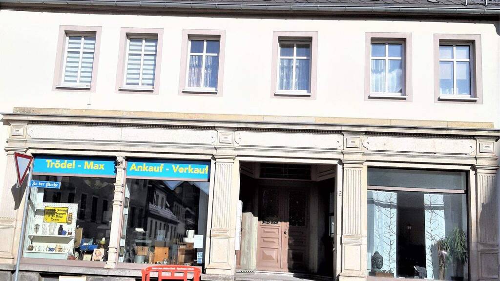 Mehrfamilienhaus zum Kauf als Kapitalanlage geeignet 230.000 € 1 Zimmer 297 m² Roßwein 04741