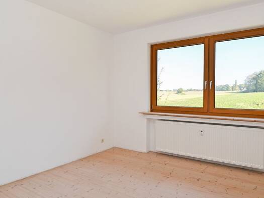 Wohnung zum Kauf 299.000 € 4 Zimmer 152 m² 1. Geschoss Brake Bielefeld 33729