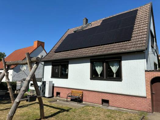 Einfamilienhaus zum Kauf 230.000 € 4 Zimmer 110 m² 560 m² Grundstück Westring 6 Burg 39288