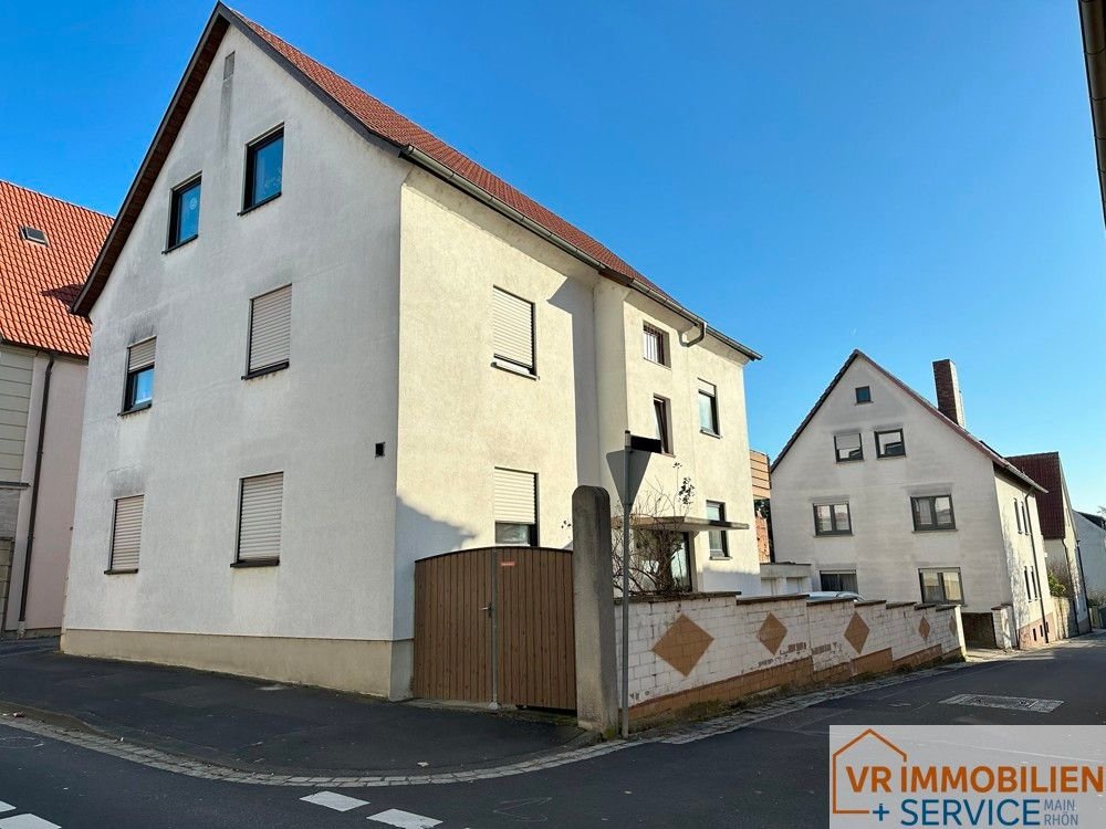 Mehrfamilienhaus zum Kauf 380.000 € 229 m²<br/>Wohnfläche 217 m²<br/>Grundstück Oberndorf - Süd Schweinfurt / Oberndorf 97424