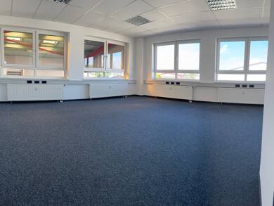 Büro-/Praxisfläche zur Miete provisionsfrei 7,90 € 500 m² Bürofläche teilbar ab 150 m² Welden Welden 86465