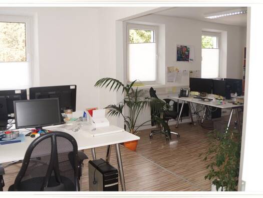 Büro zur Miete 1.190 € 8 Zimmer 146 m² Bürofläche Schwabach Schwabach 91126