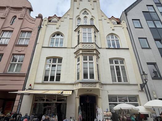 Wohnung zur Miete 12 € 6 Zimmer 138 m² 1. Geschoss Altstadt Wismar 23966