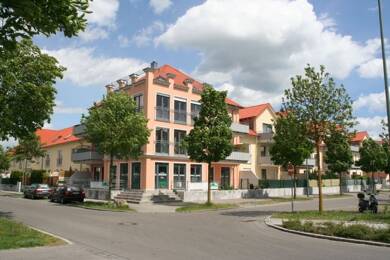 Wohnung zur Miete 880 € 3 Zimmer 80 m² 1. Geschoss frei ab 01.08.2025 Landrat-Dr.-Frey-Platz 4b Bobingen Bobingen 86399