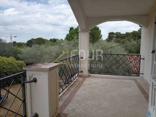 Haus zur Miete 1.500 € 4 Zimmer 130 m² Valmade, Pula Pula