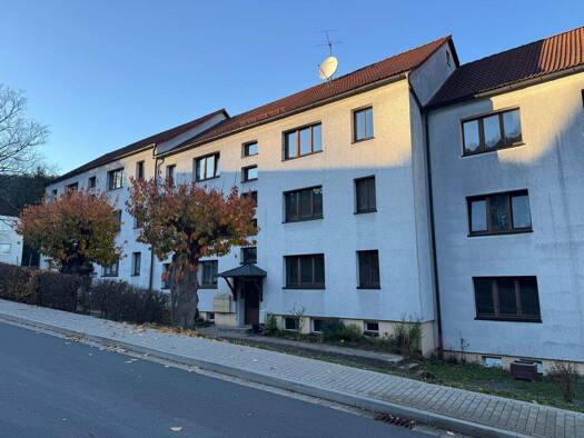 Mehrfamilienhaus zum Kauf als Kapitalanlage geeignet 135.500 € 3 Zimmer 1.135 m² 2.401 m² Grundstück Sitzendorf 07429
