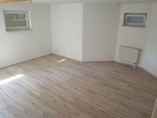 Wohnung zur Miete 750 € 2 Zimmer 83 m² frei ab sofort Hans-Holbeinstrasse 7 Bad Windsheim Bad Windsheim 91438