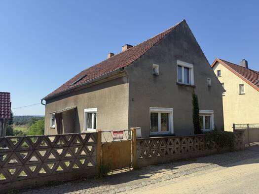 Einfamilienhaus zum Kauf 150.000 € 120 m² 2.730 m² Grundstück Hohenleipisch Hohenleipisch 04934