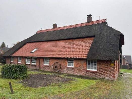 Bauernhaus zum Kauf 159.000 € 6 Zimmer 250 m² 1.000 m² Grundstück Bockhorn 26345