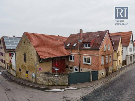 Einfamilienhaus zum Kauf 348.000 € 4 Zimmer 109 m² 256 m² Grundstück Adenauerstraße 9 Eßfeld Giebelstadt 97232
