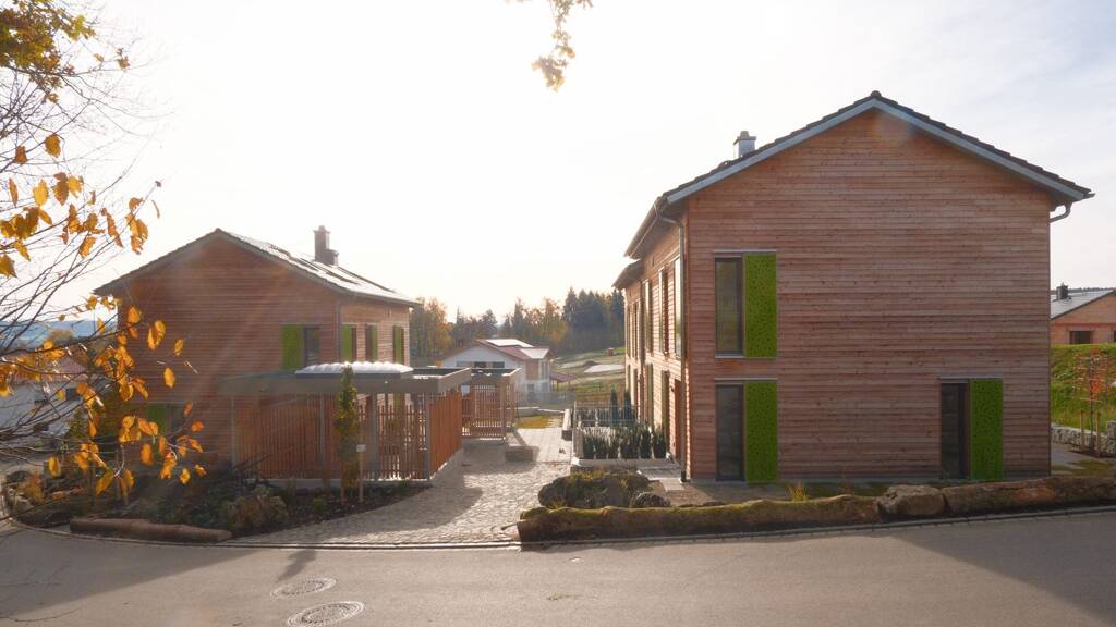 Doppelhaushälfte zur Miete 1.580 € 5 Zimmer 130 m² 174 m² Grundstück frei ab sofort Krumbach Krumbach (Schwaben) 86381