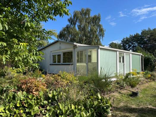 Bungalow zum Kauf 72.000 € 2 Zimmer 48 m² 2.094 m² Grundstück frei ab sofort Dom Brandenburg an der Havel 14776