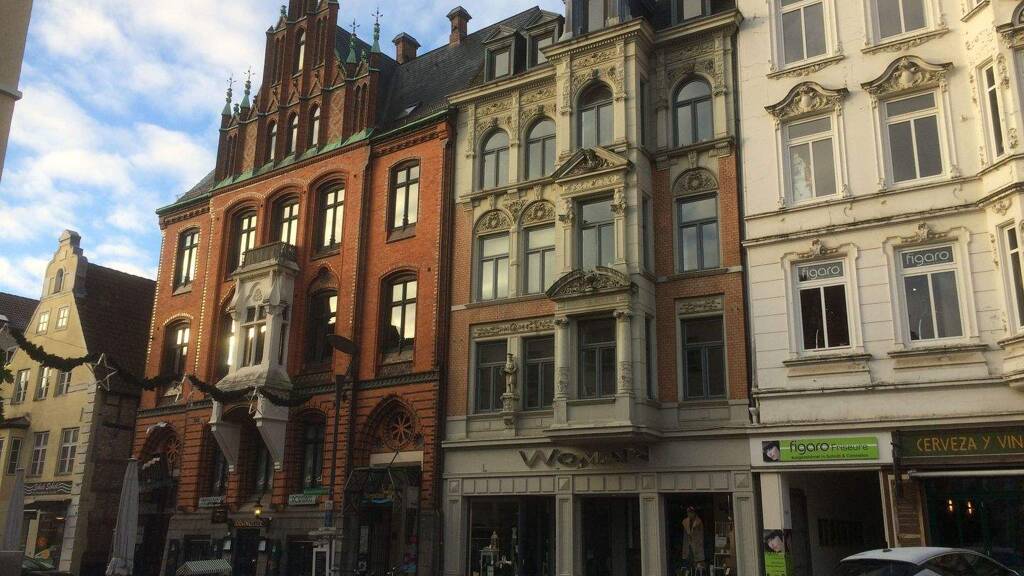 Laden zur Miete 20 € 44 m² Verkaufsfläche Große Straße 79 Altstadt Flensburg 24937