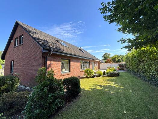 Einfamilienhaus zum Kauf 495.000 € 6 Zimmer 152 m² 894 m² Grundstück frei ab sofort Henstedt-Ulzburg 24558