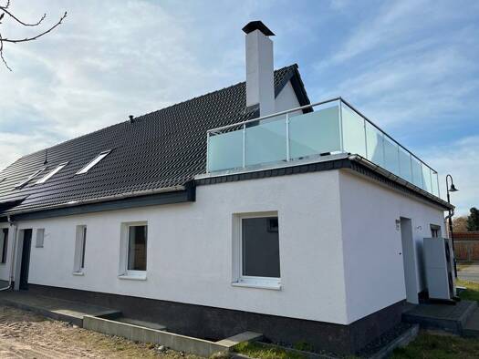 Doppelhaushälfte zum Kauf 239.000 € 4 Zimmer 120 m² 200 m² Grundstück Banzkow Banzkow 19079