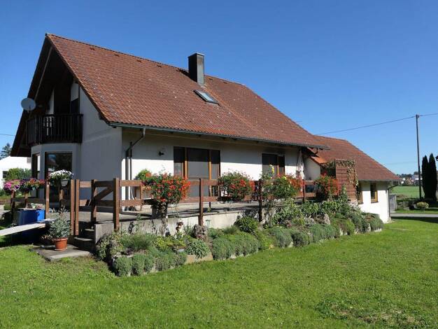 Einfamilienhaus zum Kauf 390.000 € 6,5 Zimmer 149 m² 1.387 m² Grundstück Bechingen Riedlingen 88499