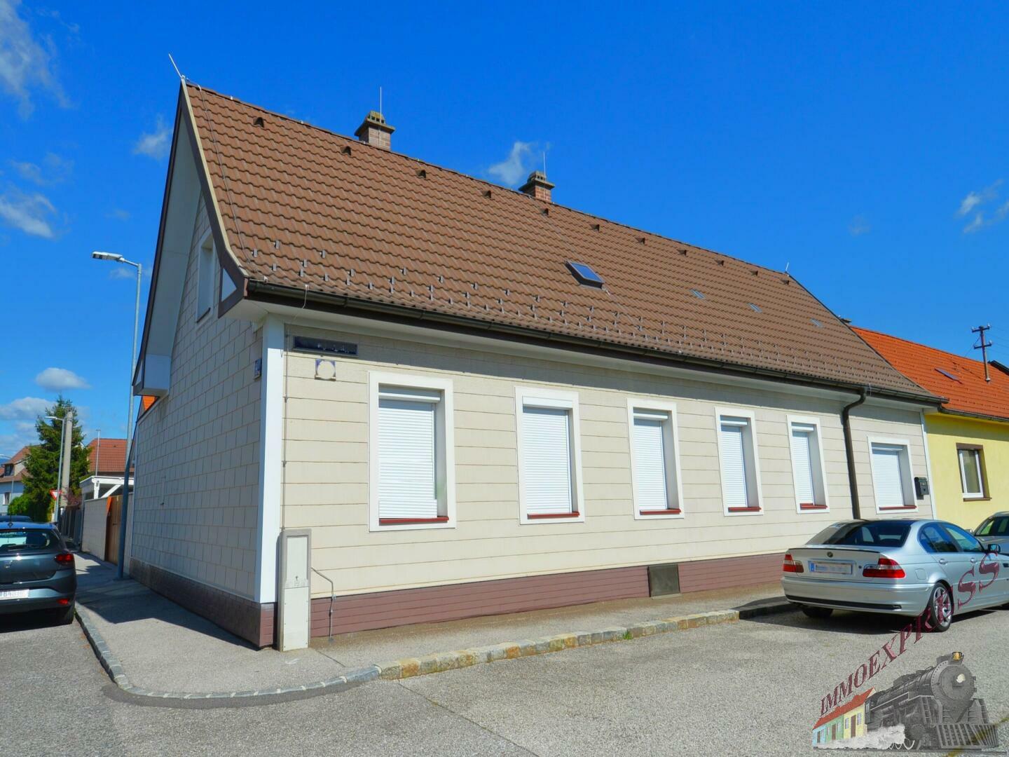 Mehrfamilienhaus zum Kauf 249.000 € 5 Zimmer 125 m²<br/>Wohnfläche 415 m²<br/>Grundstück Neunkirchen 2620