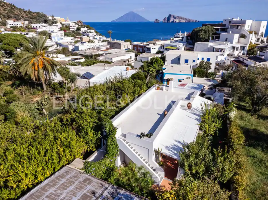 Villa zum Kauf 670.000 € 5 Zimmer 129 m²<br/>Wohnfläche ab sofort<br/>Verfügbarkeit Via Nuova s.n.c. Panarea