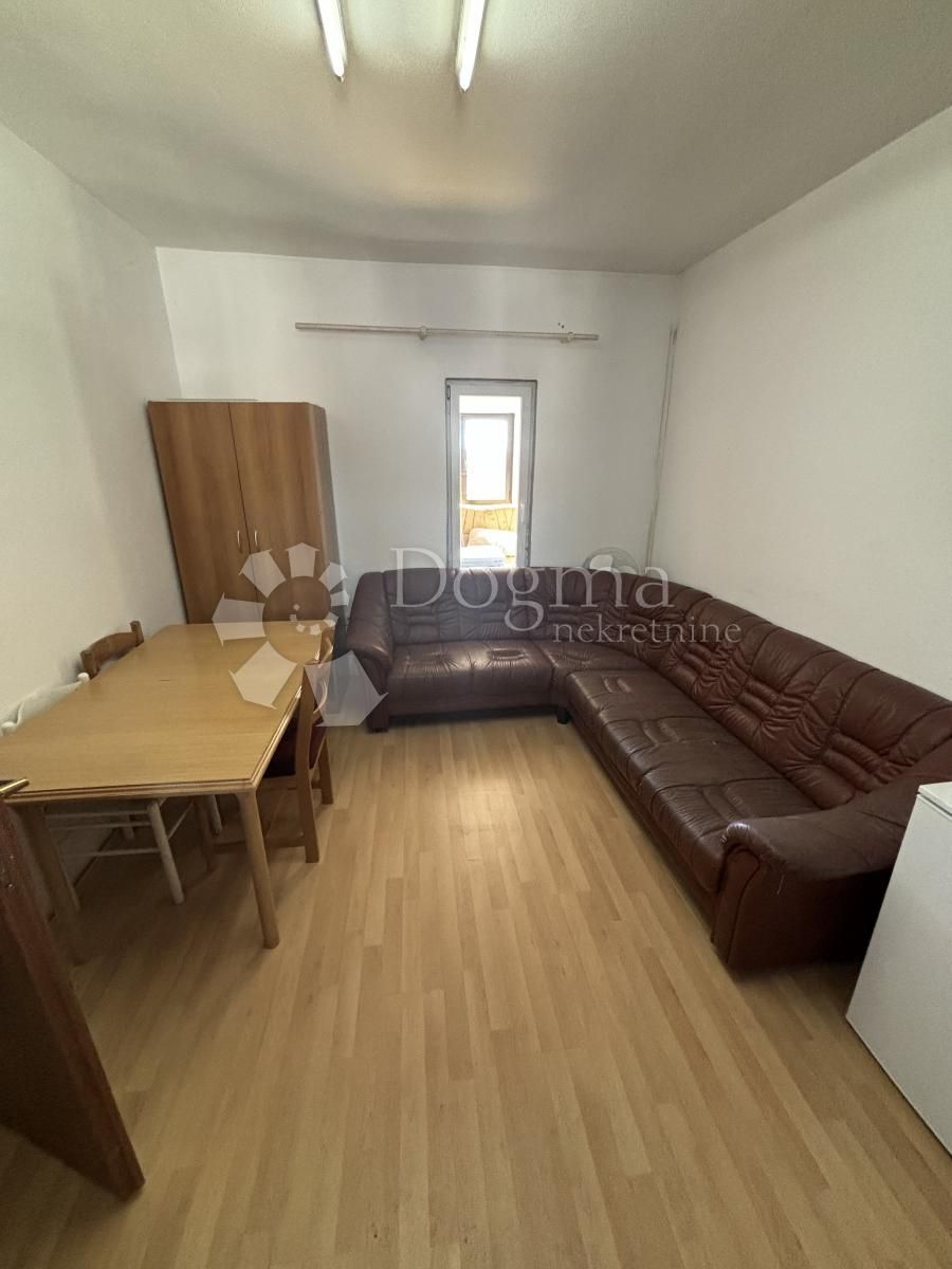 Wohnung zum Kauf 164.340 € 3 Zimmer 90 m²<br/>Wohnfläche Sesvete 10360