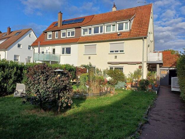 Doppelhaushälfte zum Kauf provisionsfrei 598.000 € 8 Zimmer 177 m² 442 m² Grundstück Weilimdorf Stuttgart 70499