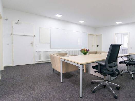 Bürofläche zur Miete provisionsfrei 499 € 27 m² Bürofläche Westfalenstraße Rath Düsseldorf 40472