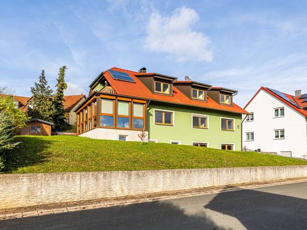 Einfamilienhaus zum Kauf 395.000 € 5 Zimmer 135 m² 691 m² Grundstück Bruckberg 91590