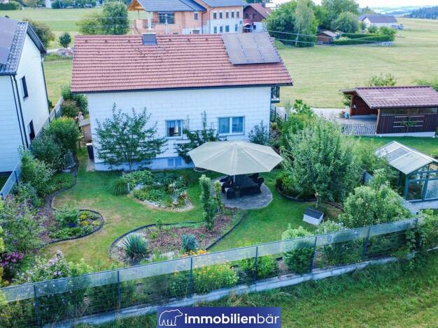 Einfamilienhaus zum Kauf 249.000 € 7 Zimmer 198 m² 495 m² Grundstück Wiesenweg 4 Neukirchen am Walde 4724