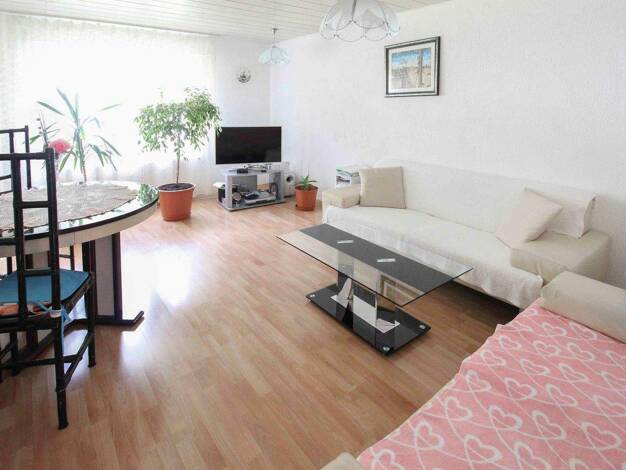 Sonstiges zum Kauf als Kapitalanlage geeignet 170.000 € 3 Zimmer 64 m² Bad Urach 72574