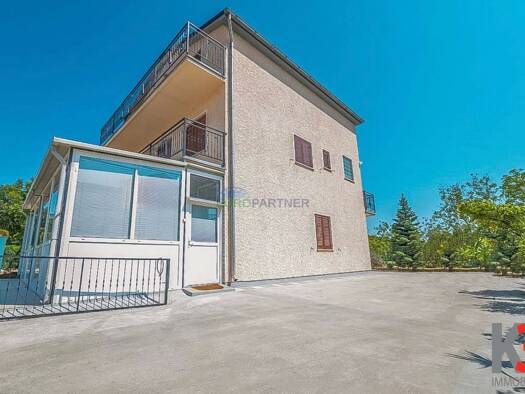 Haus zum Kauf 525.000 € 10 Zimmer 210 m² 450 m² Grundstück Novigrad 52466