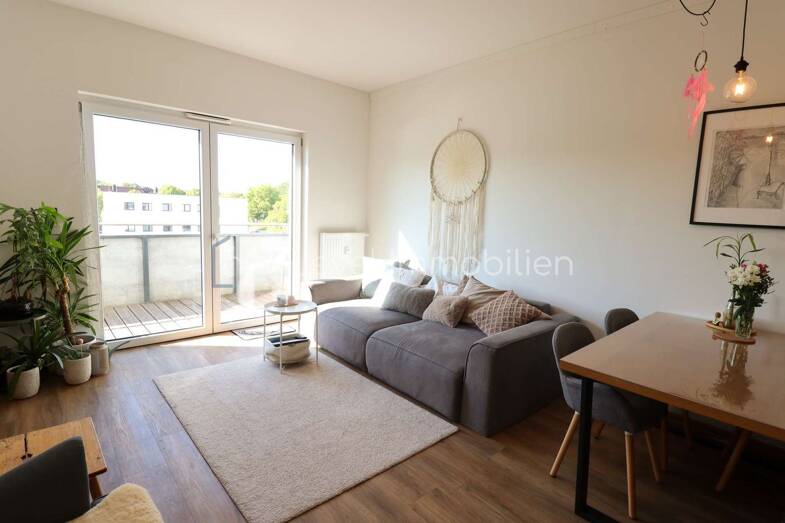 Wohnung zur Miete 716 € 2 Zimmer 55,1 m² 2. Geschoss frei ab 01.07.2025 Brunnenstraße 3 Nittendorf Nittendorf 93152