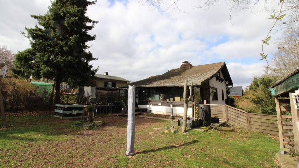 Einfamilienhaus zum Kauf 220.000 € 4 Zimmer 100 m² 711 m² Grundstück Lerchenbergstraße 158 Winterstein Waltershausen 99891