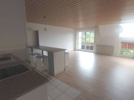 Wohnung zur Miete 460 € 2,5 Zimmer 68 m² Geschoss 2/4 frei ab sofort Peterzell Sankt Georgen im Schwarzwald 78112