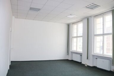 Bürofläche zur Miete provisionsfrei 6 € 3 Zimmer 149 m² Bürofläche Rudolf-Breitscheid-Straße 12 Stadtmitte Cottbus 03046