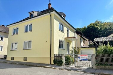 Mehrfamilienhaus zum Kauf 249.000 € 6 Zimmer 139 m² 370 m² Grundstück Kernstadt Schwandorf Schwandorf 92421