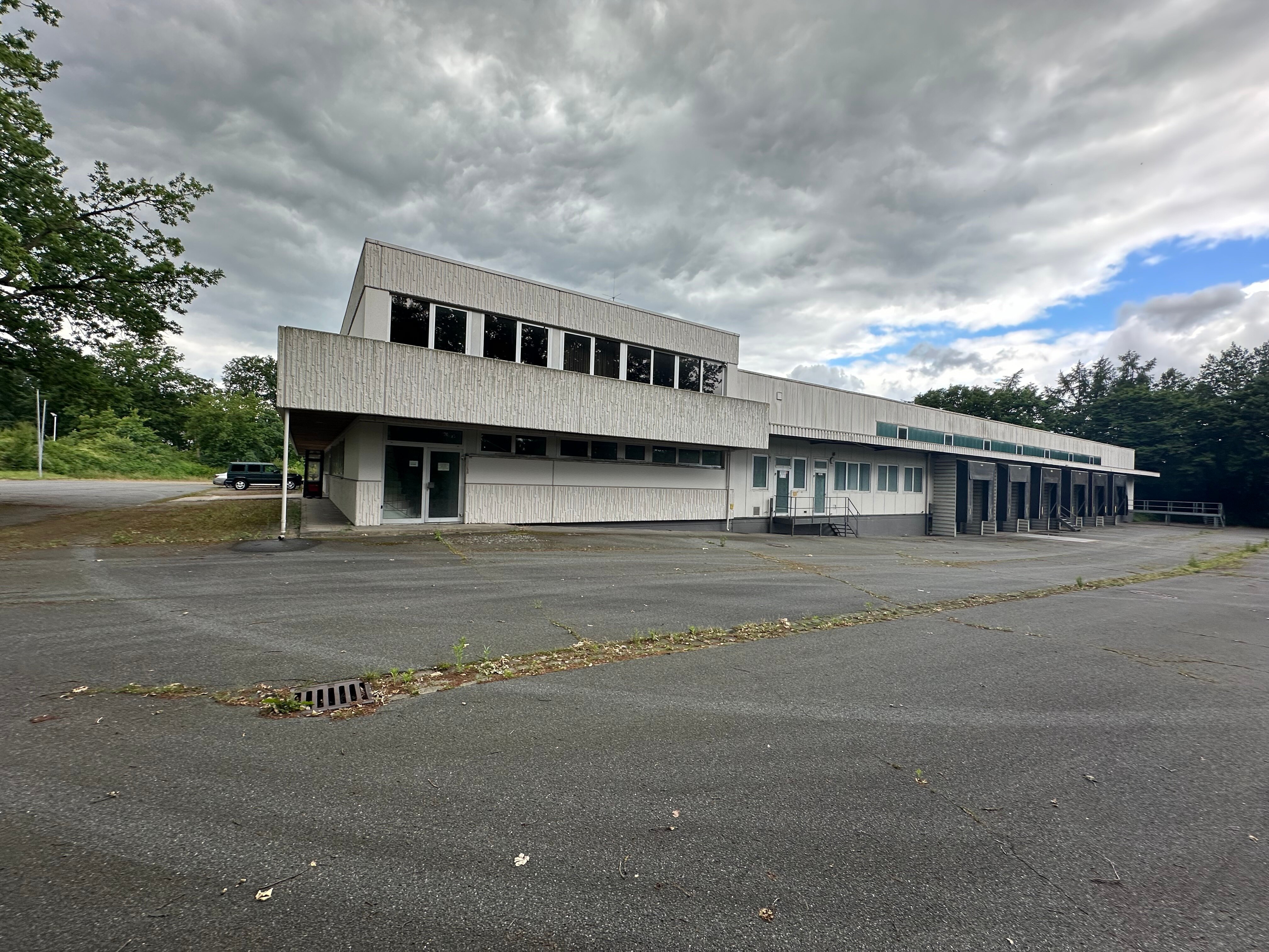 Lagerhalle zum Kauf 4.320 m²<br/>Lagerfläche Kirchweyhe Uelzen 29525