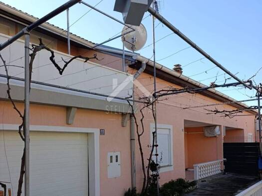 Haus zum Kauf 298.000 € 7 Zimmer 184 m² Vir