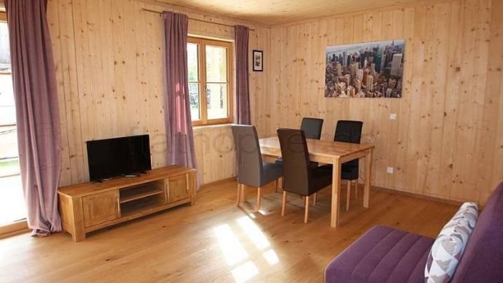 Studio zur Miete Wohnen auf Zeit 940 € 1 Zimmer 36 m² frei ab 10.04.2026 Baiernrain Dietramszell 83623