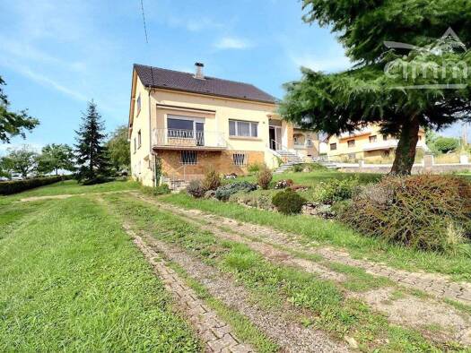 Einfamilienhaus zum Kauf 179.000 € 5 Zimmer 132 m² 4.418 m² Grundstück Folkling 57600