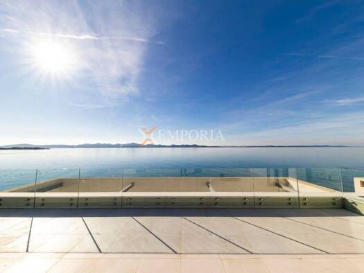 Haus zum Kauf 5 Zimmer 216 m² Zadar