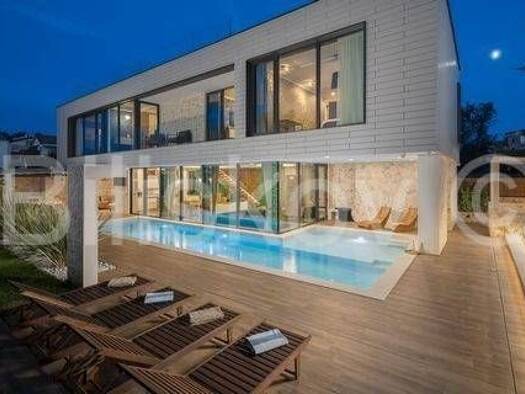 Haus zum Kauf 1.700.000 € 6 Zimmer 188 m² Funtana