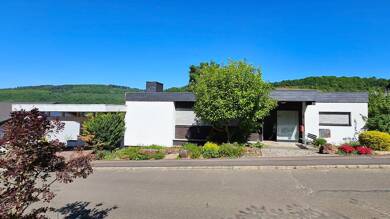 Einfamilienhaus zum Kauf 440.000 € 154,3 m² 906 m² Grundstück Bullay