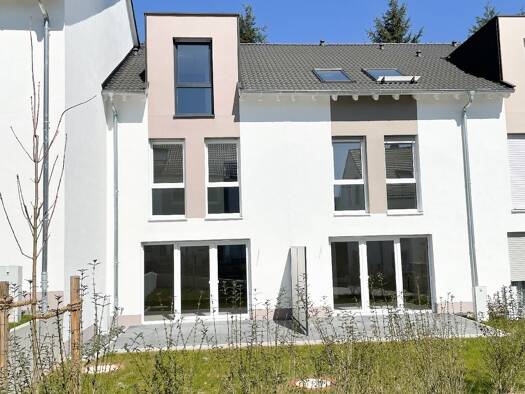 Reihenmittelhaus zur Miete - Erstbezug 1.190 € 5 Zimmer 153 m² Bad Endbach 35080