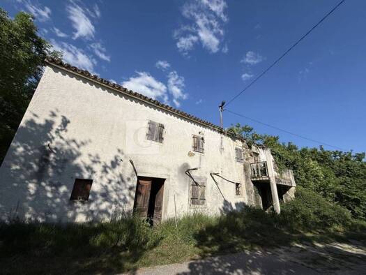 Haus zum Kauf 115.000 € 7 Zimmer 200 m² Crnica, Buzet Buzet