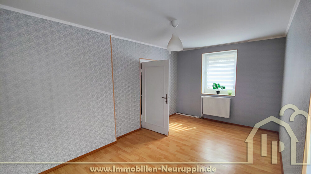 Doppelhaushälfte zum Kauf 195.000 € 5 Zimmer 108 m²<br/>Wohnfläche 712 m²<br/>Grundstück Langen Langen 16818