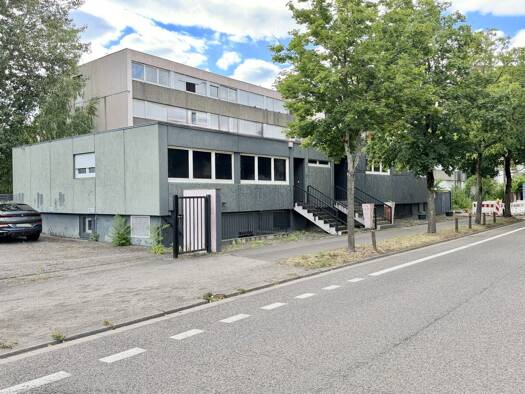 Laden zum Kauf 549.000 € 12 Zimmer 400 m² Verkaufsfläche St Johann Mitte 66121