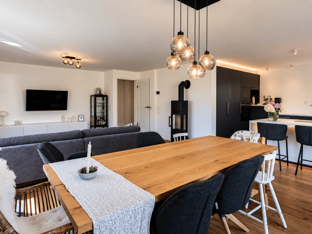 Einfamilienhaus zum Kauf - Erstbezug provisionsfrei 799.000 € 4,5 Zimmer 140 m² 323 m² Grundstück frei ab 01.07.2027 Am Regnitzhang 14 Stadeln Fürth 90765