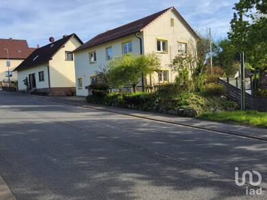 Einfamilienhaus zum Kauf 259.500 € 5 Zimmer 223 m² 325 m² Grundstück Untersiemauer Straße 17 Buch am Forst Lichtenfels / Buch am Forst 96215