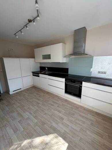 Maisonette zur Miete 850 € 4 Zimmer 120 m² Dachgeschoss frei ab sofort Köppelsdorf Sonneberg 96515